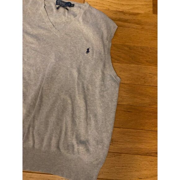 Polo by Ralph Lauren men's light grey sleeveless pullover v-neck sweater size XL - Picture 2 of 7